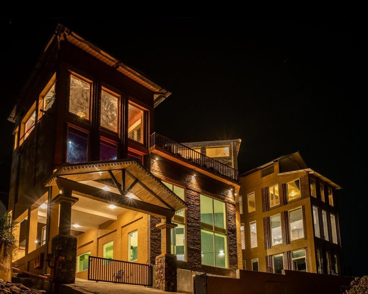 Tiaraa Jujurana Resort T Pathyar Екстер'єр фото